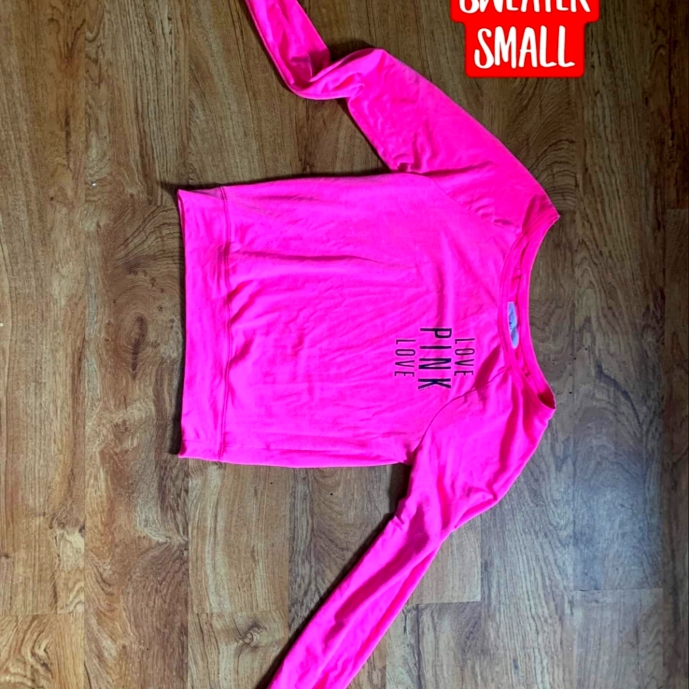 Womens sweat shirt